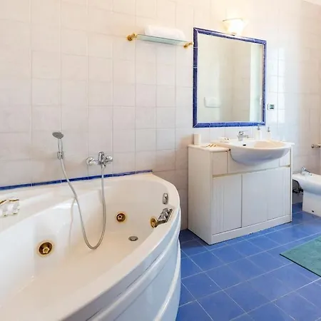 Apartment Dimora Dei Naviganti - 15 Min Dalla Costiera Amalfitana Vista Mare Con Jacuzzi *