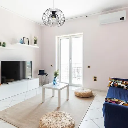 شقة La Dimora Dei Naviganti - 15 Min Dalla Costiera Amalfitana Vista Mare Con Jacuzzi ساليرنو