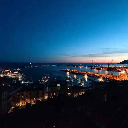 La Dimora Dei Naviganti - 15 Min Dalla Costiera Amalfitana Vista Mare Con Jacuzzi ساليرنو