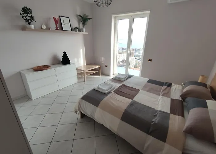 La Dimora Dei Naviganti - 15 Min Dalla Costiera Amalfitana Vista Mare Con Jacuzzi Appartement Salernes
